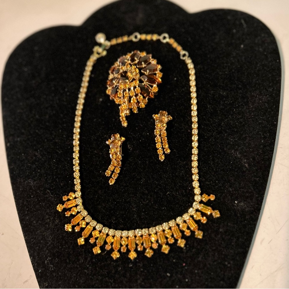 Vintage  Sherman rhinestone necklace/brooch and clip on earrings